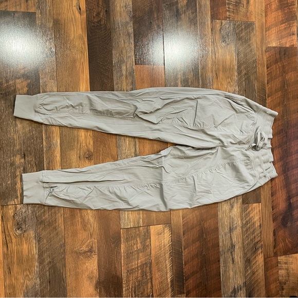 lululemon athletica Pants - Women's Gray Lululemon Jogger Pants